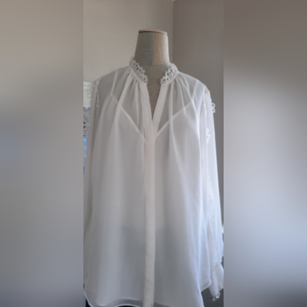 White house black market top. WHBM Size L